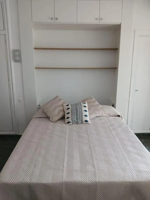 Estudio En Primera Linea De Playa Torremolinos Spain