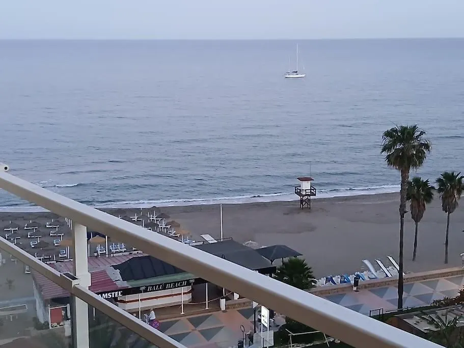 Estudio En Primera Linea De Playa Torremolinos 0*,