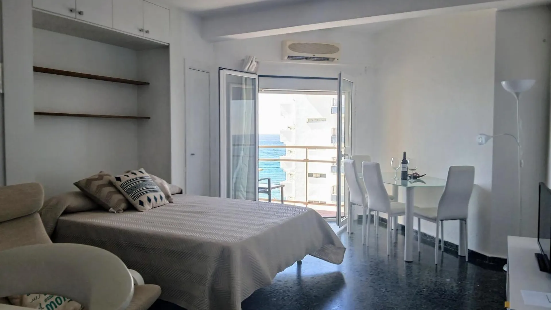 Apartment Estudio En Primera Linea De Playa Torremolinos
